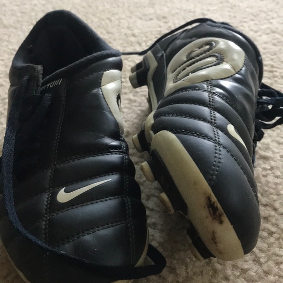💙⚽️⚾️Navy Cleats for CHEAP!!⚾️⚽️💙 - Picture 7 of 7
